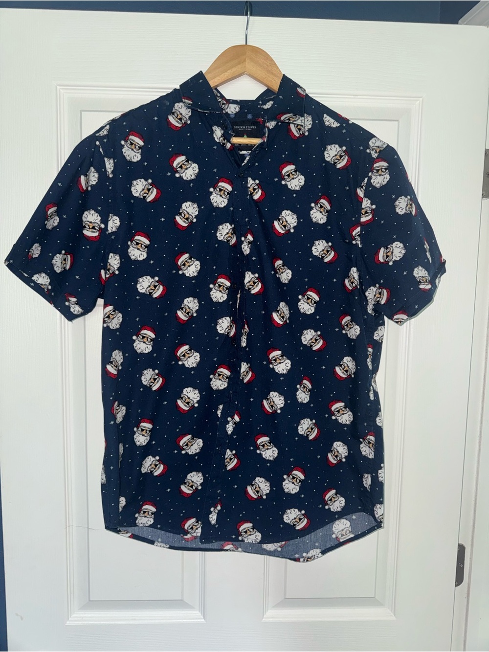 Denim & Flower Navy Santa Print Short-Sleeve Button-Down Shirt